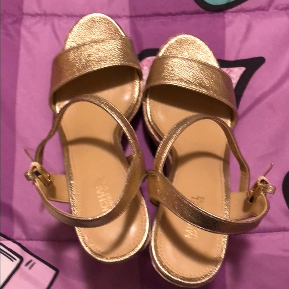 Michael Kors wedged!